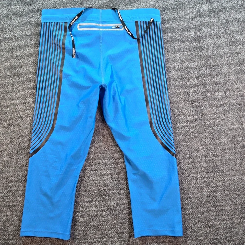Nike Dri-FIT Running Leggings Women Medium Blue Striped Cropped RN56323